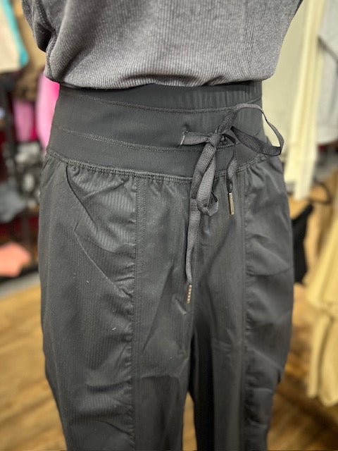 Lulu Mac jogger pants