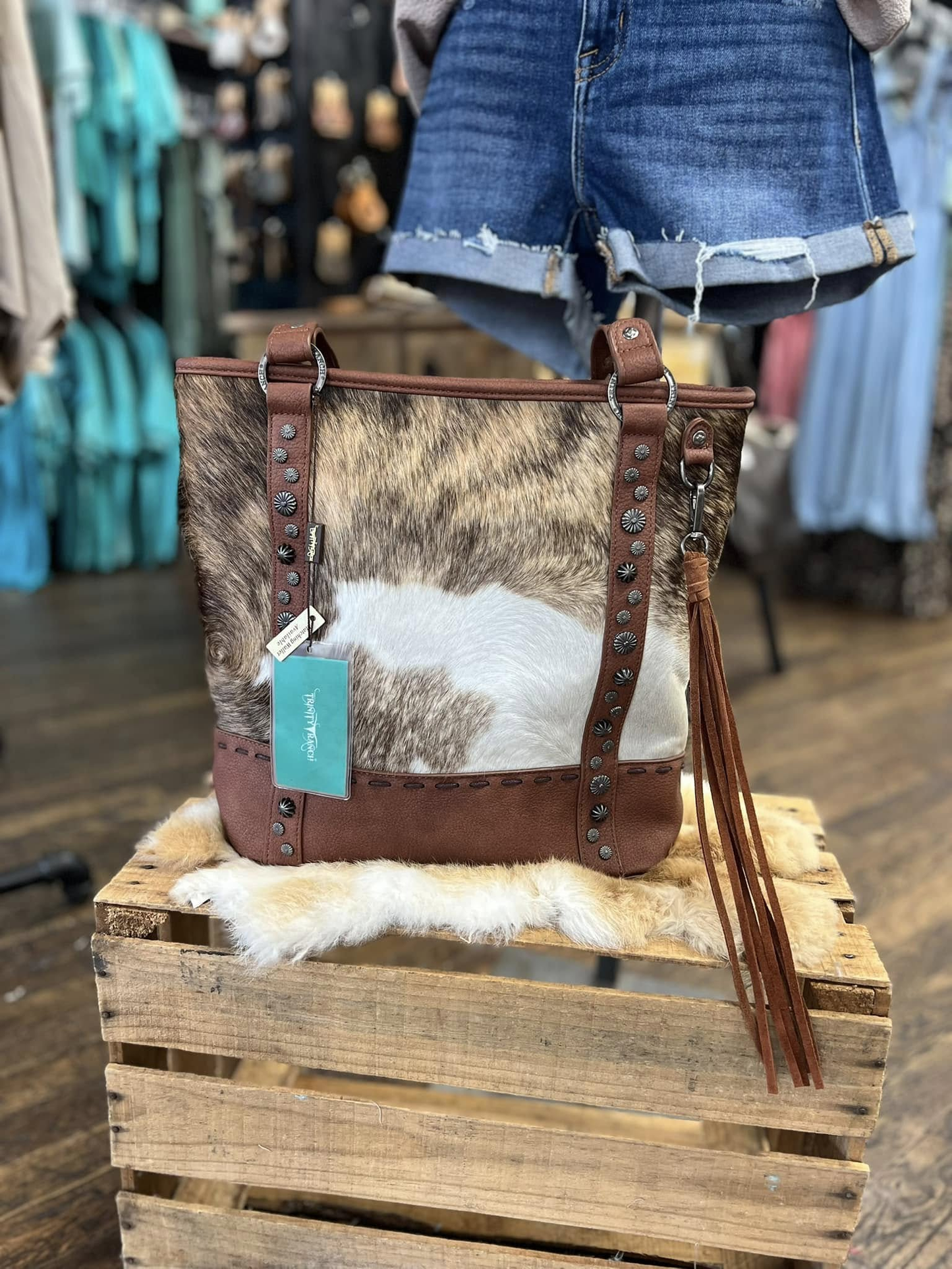 Trinity Ranch Hair-On Cowhide Collection Concealed Cary Tote Bag