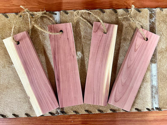 Aromatic Cedar Wood Hanging Blocks (4)