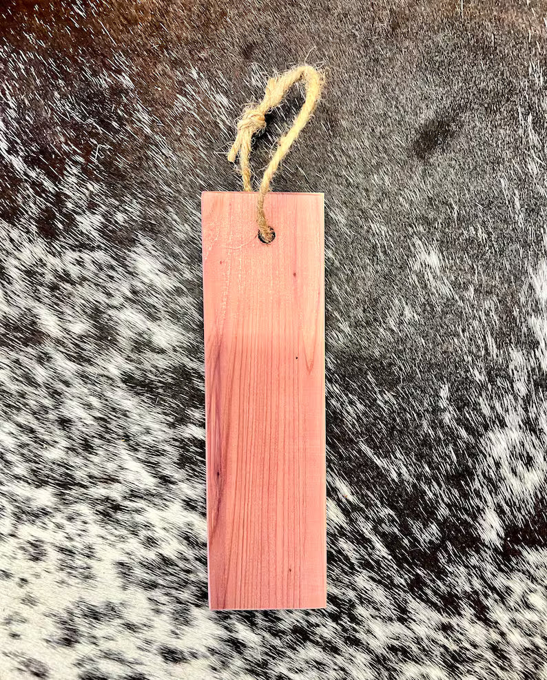 Aromatic Cedar Wood Hanging Blocks (4)