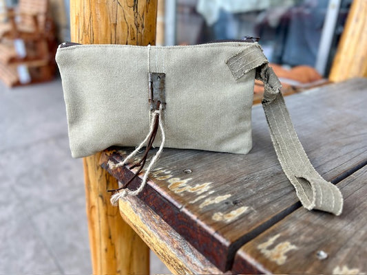 Recyclable material wristlet