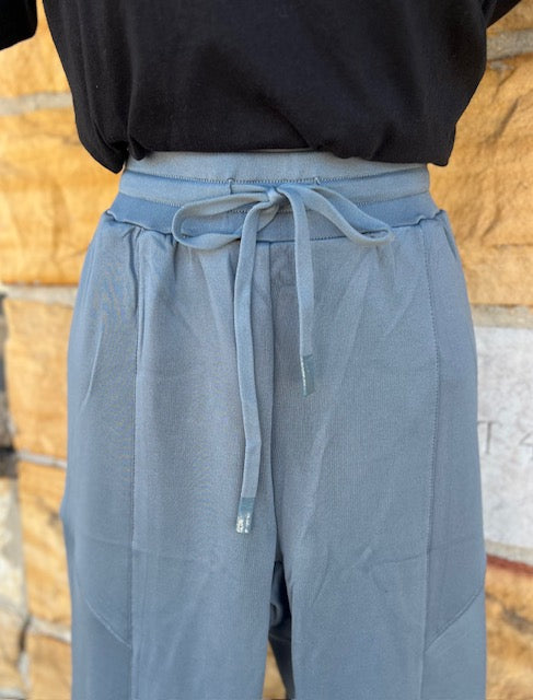 Cuffed Joggers with Zippered Pockets